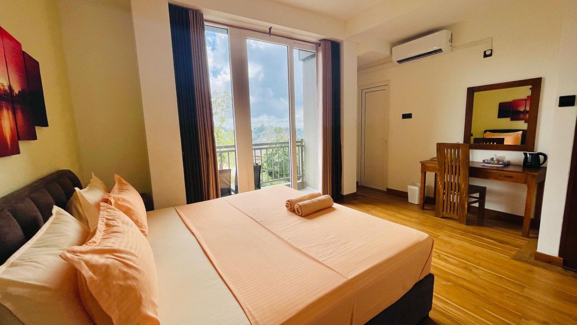 Sun Dove Suite 康提 外观 照片